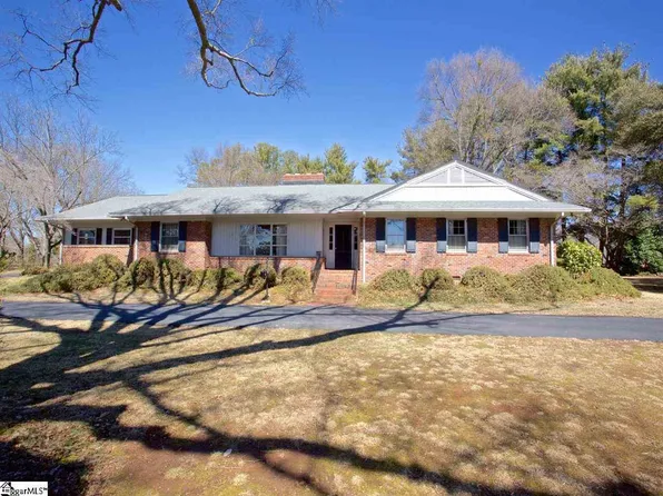 2 Round Pond Rd, Greenville, SC 29607