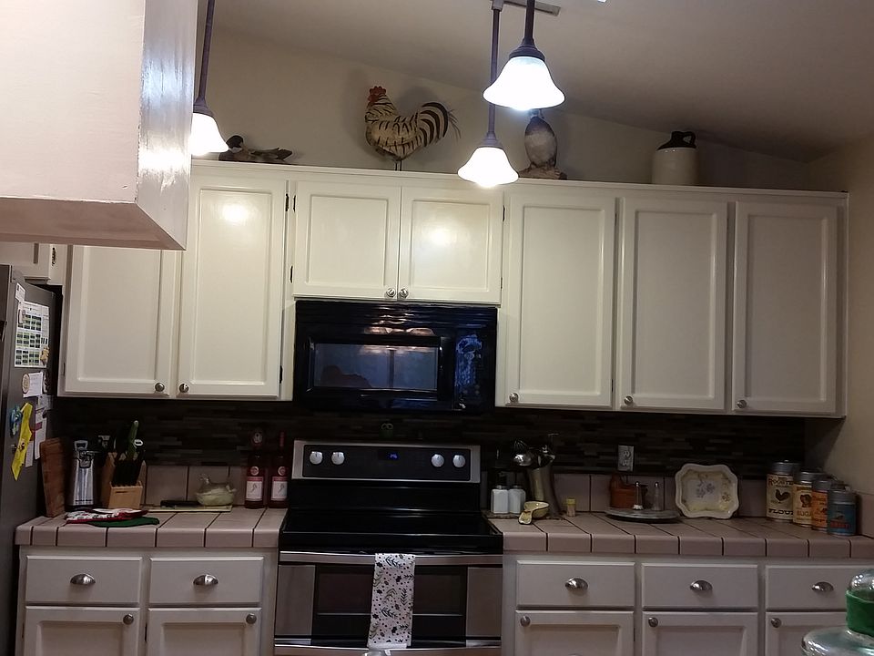 1st image of 18306 Jayhawk Dr