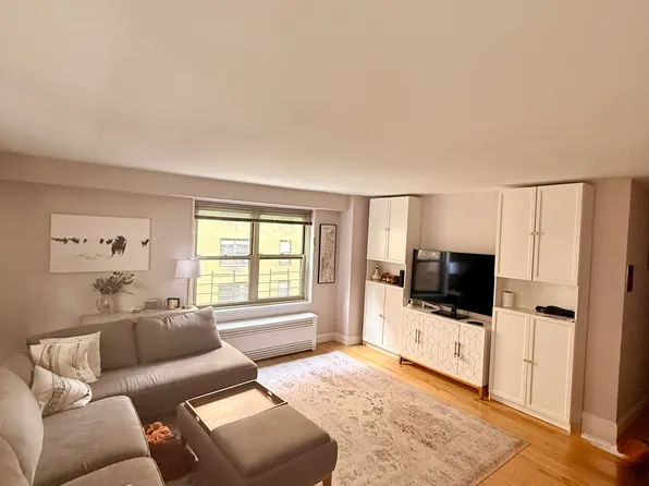 50 West 93rd Street image 1 of 5