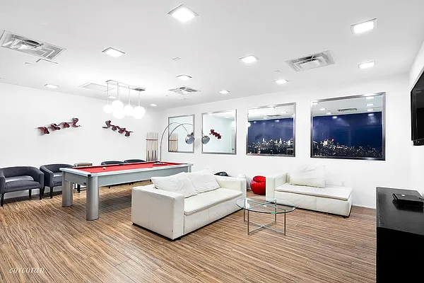 Sold by Corcoran | media 14