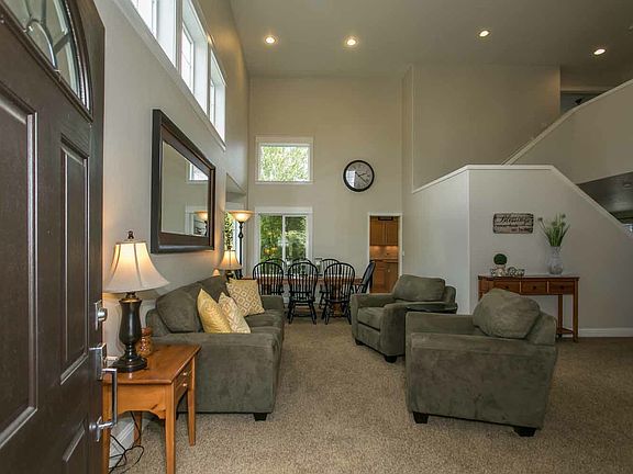 2nd image of 752 SE 56th Ave