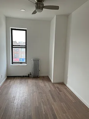Rented by REMAX Elite | media 5