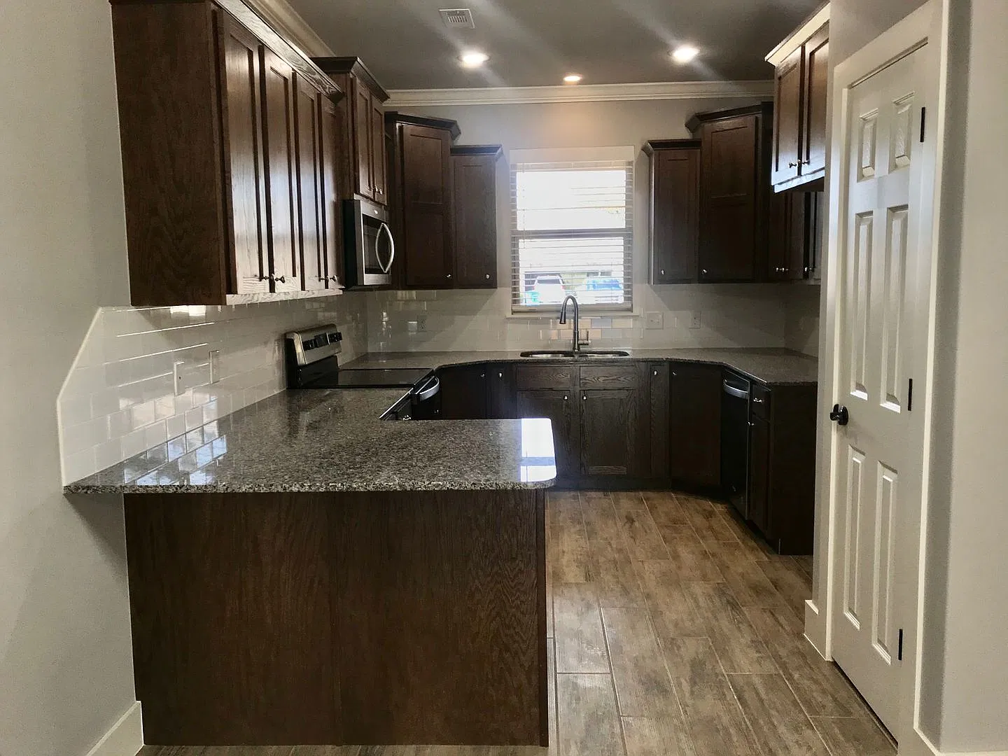 212 Alder Street — Photo 4