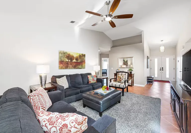 44345 Buttercup Ln — Photo 4