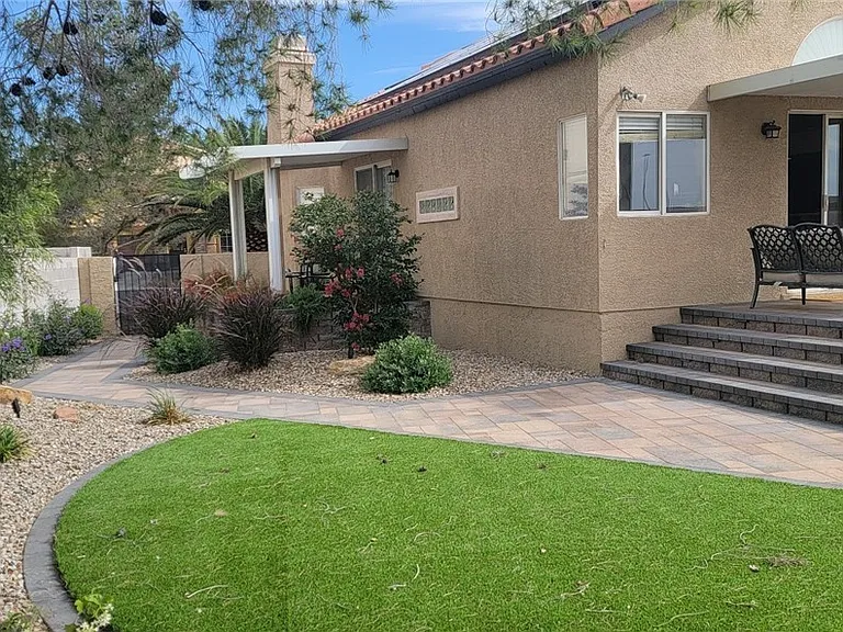 8201 Mountain Heather Ct — Photo 5