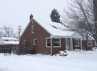 1660 N Silvery Ln, Dearborn, MI 48128