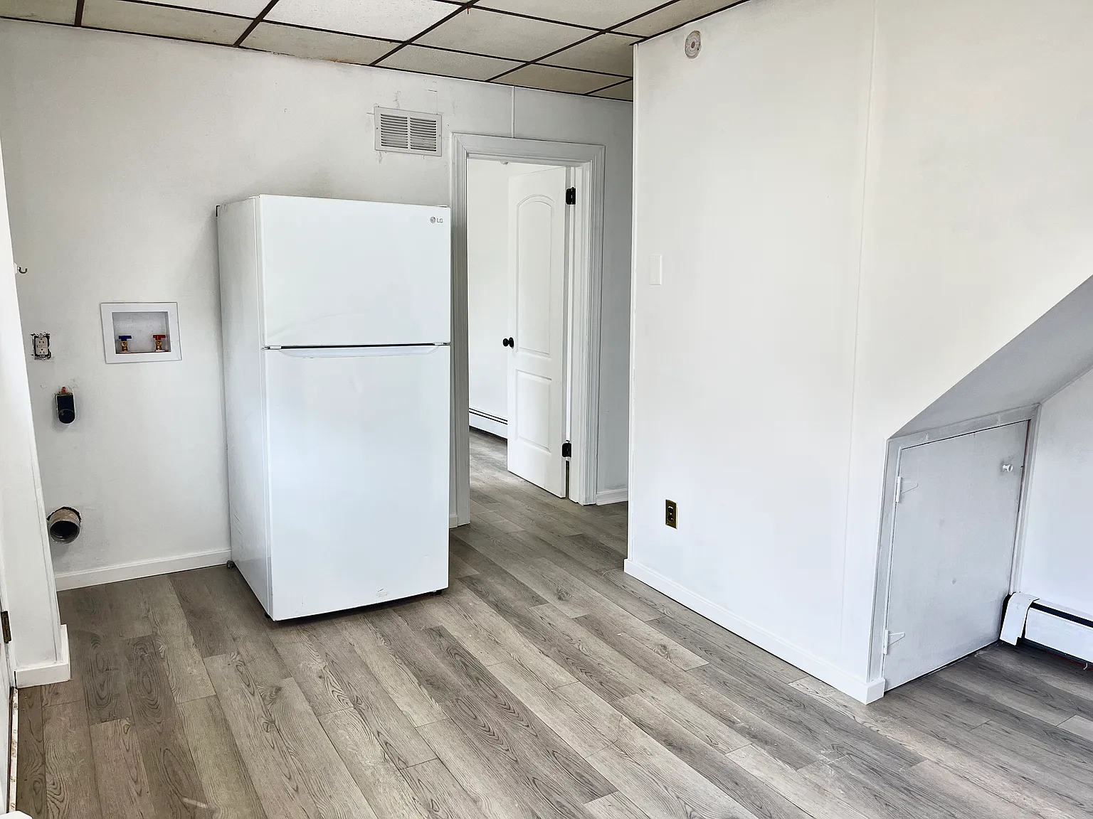 3 bed, $1,250 — Photo 3