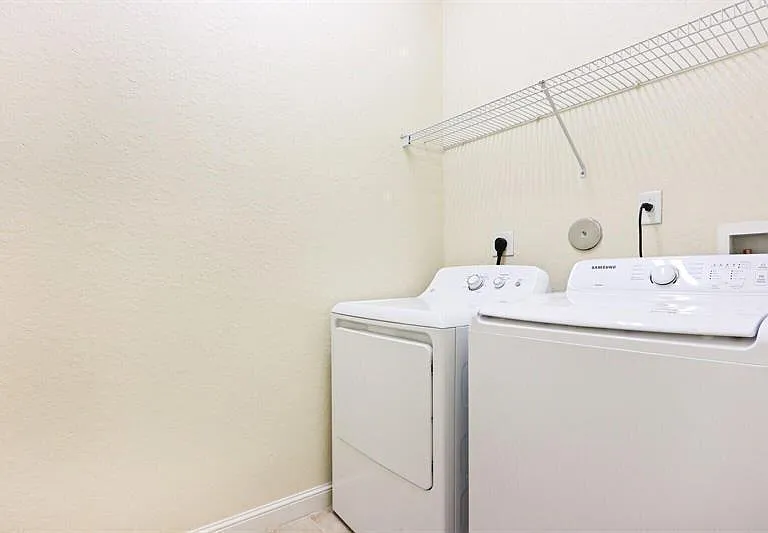 810 Marina Del Ray #6 — Photo 33