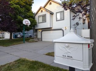 8125 S Angel St, Sandy, UT 84070