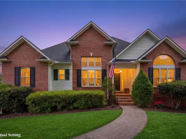 144 High Meadows Rd, Advance, NC 27006
