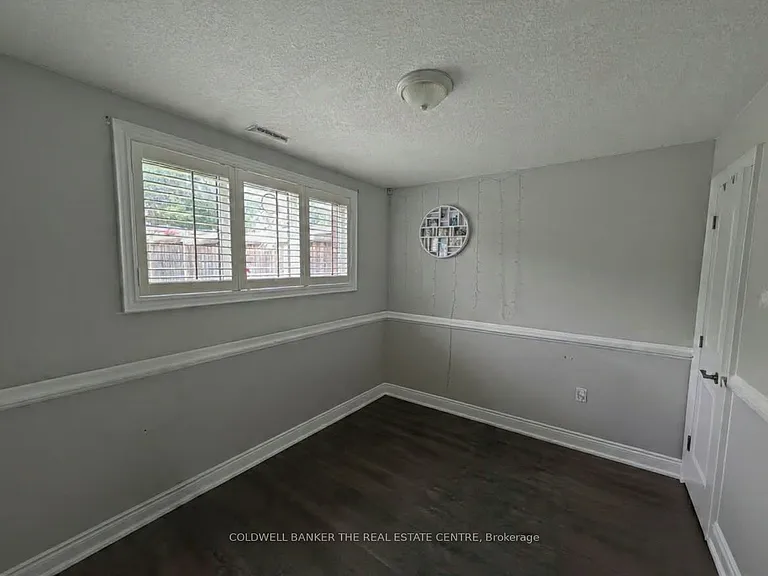 1848 Lamstone St — Photo 11