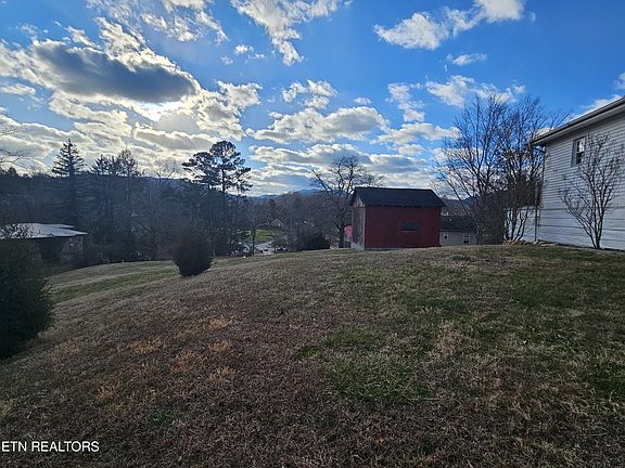 5th image of 103 Leafwood Rd