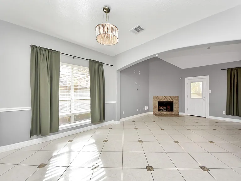 18315 Brenwood Manor Dr — Photo 6