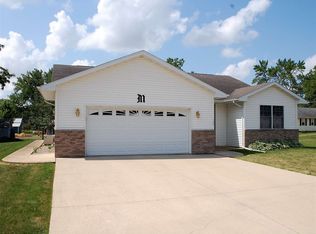 103 5th Street Pl, Lowden, IA 52255