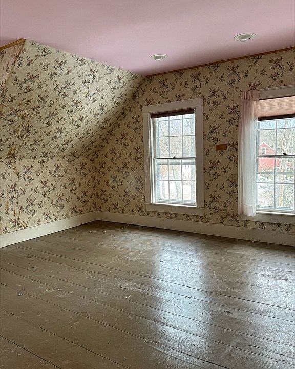 5 Davisville Rd, Wilton, NH 03086 Zillow