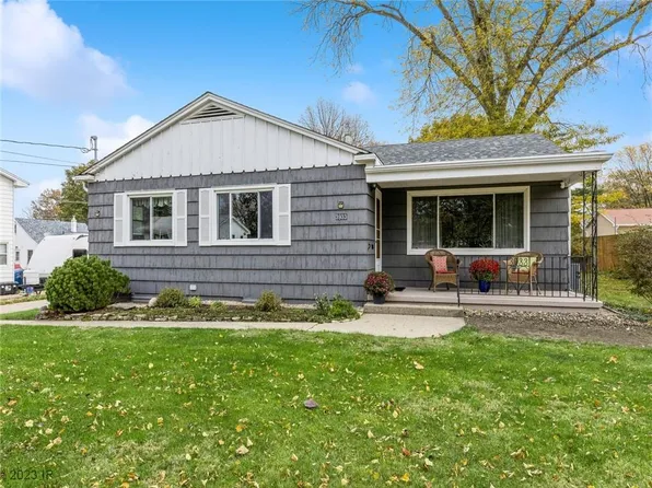 3933 38th St, Des Moines, IA 50310