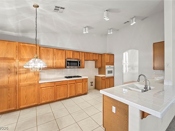 4th image of 1909 Rolling Dunes Ct