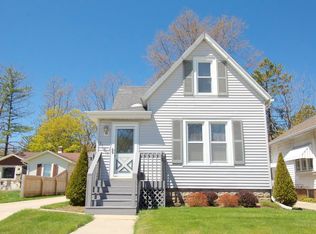 1120 Monroe Ave, Racine, WI 53405