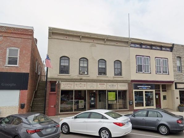 143 Main St W #1/2