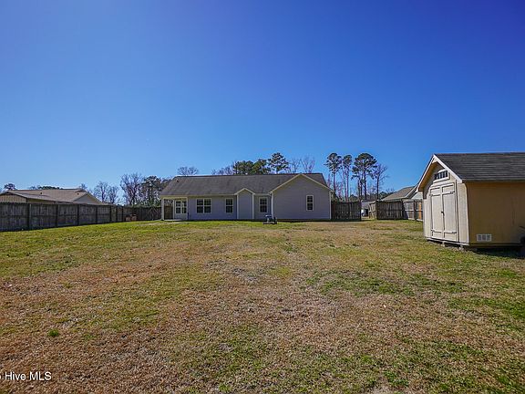 2nd image of 109 Hidden Hollow Drive