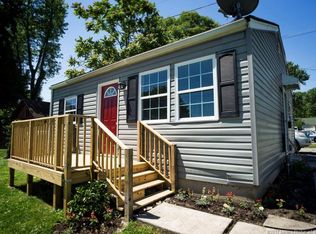 735 W 7th St, New Albany, IN 47150