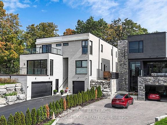 2nd image of 1459 Old Forest Rd