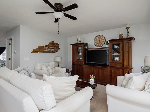 4th image of 2449 Aristocracy Cir