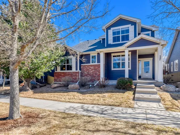 527 Deerwood Dr, Longmont, CO 80504