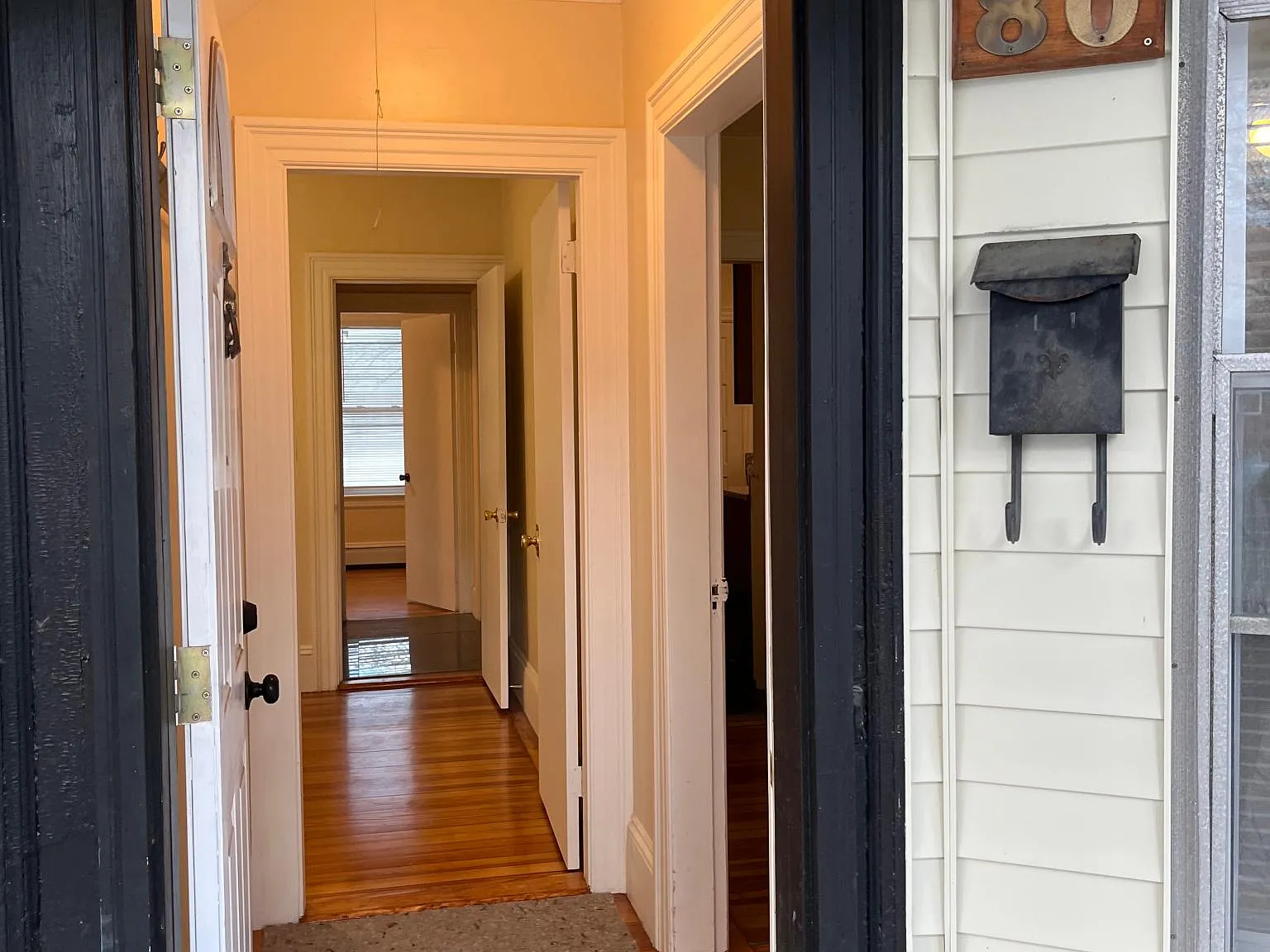 2 bed, 875 sqft, $1,775 — Photo 1