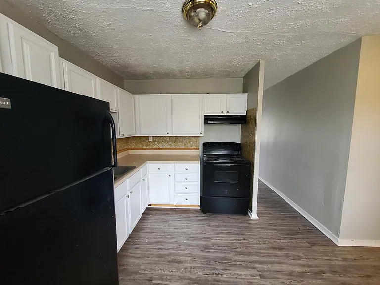 1047 Wellspring Dr — Photo 12
