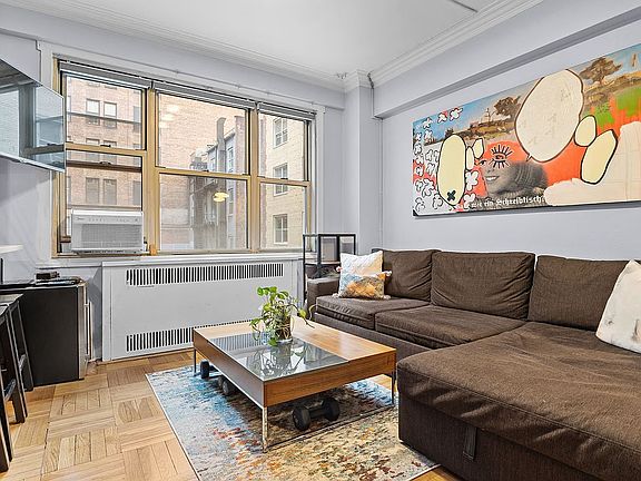 4th image of 220 Madison Ave APT 4D