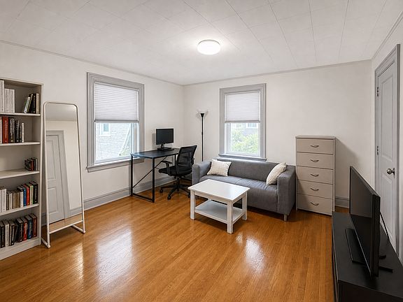5th image of 121 Thorndike St #3L