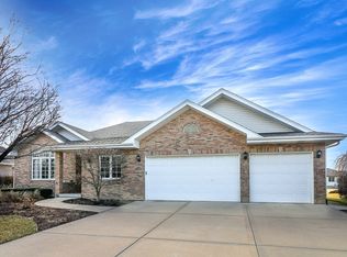 407 Wisconsin Rd, New Lenox, IL 60451