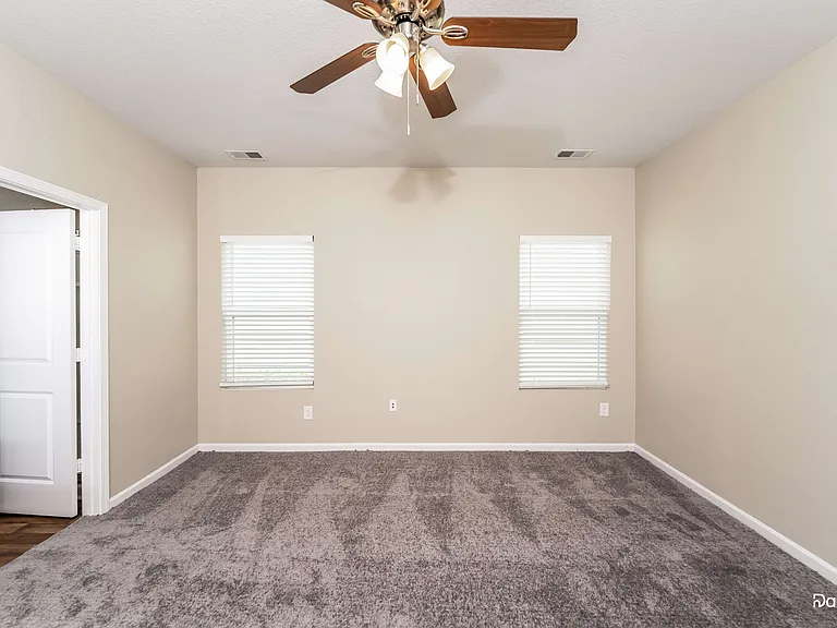 355 Farmhouse Ln — Photo 13
