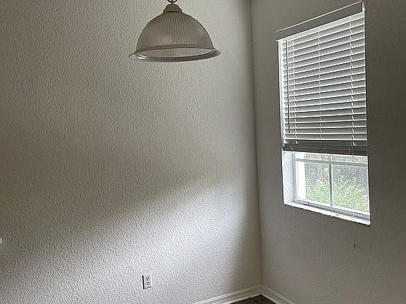 5th image of 277 E Bay Cedar Cir