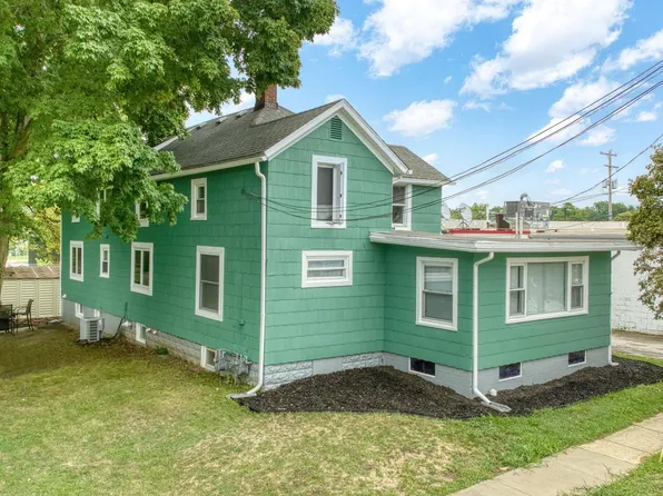 110 W Albert St, Adrian, MI 49221