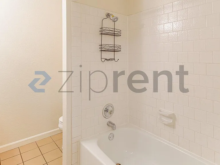374 Tabor Ave — Photo 20