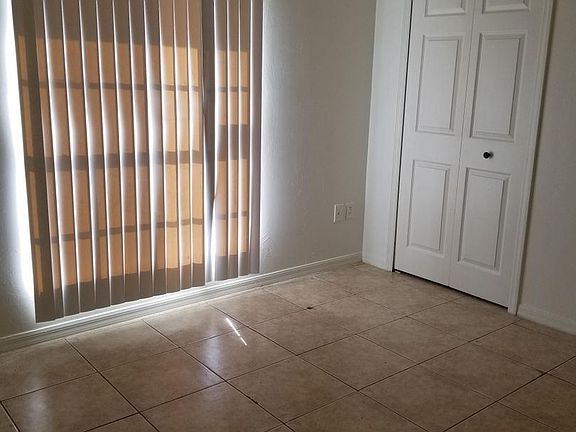5th image of 1112 Hightower Ave S