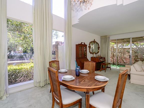 4th image of 5847 Lynbrook Dr