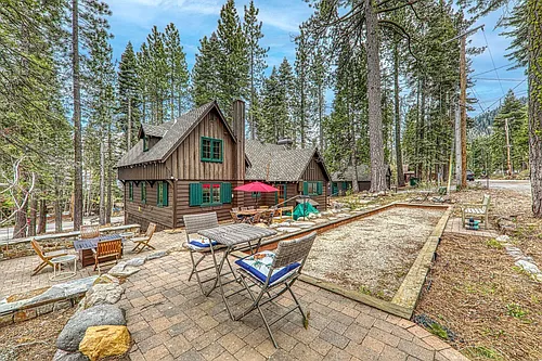 2555 Finch Ln Photo 1