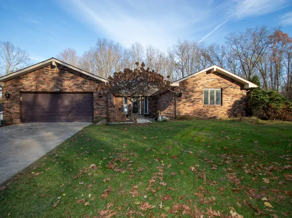 3571 N Evergreen Trl, La Porte, IN 46350