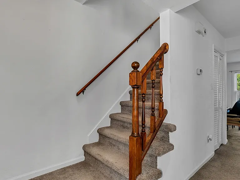 4003 Reese Dr S — Photo 8