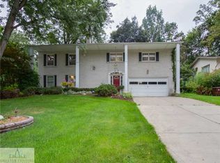 5205 River Ridge Dr, Lansing, MI 48917
