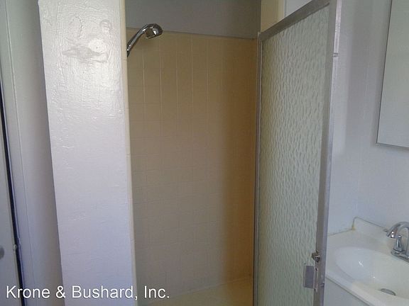 2nd image of 1476 La Playa Ave APT D