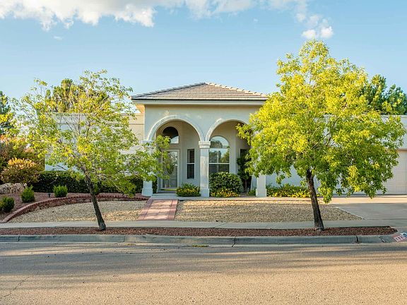 5th image of 1333 Desert Canyon Dr