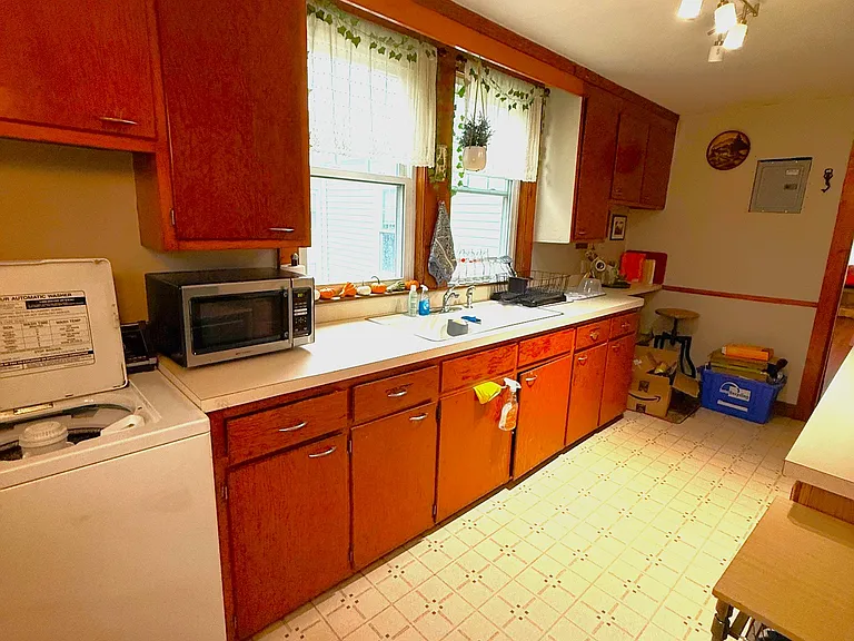 9 Oakland St #2 — Photo 8