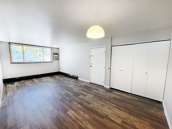 4th image of 1621 7th St N #16
