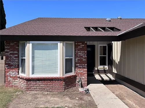 1271 N Emogene St Photo 1