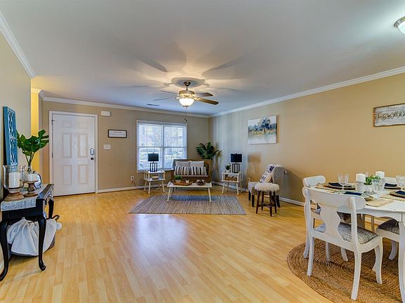 4th image of 612 Capstone Dr