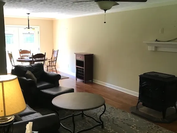 1750 Aqua Rd, Madison, GA 30650